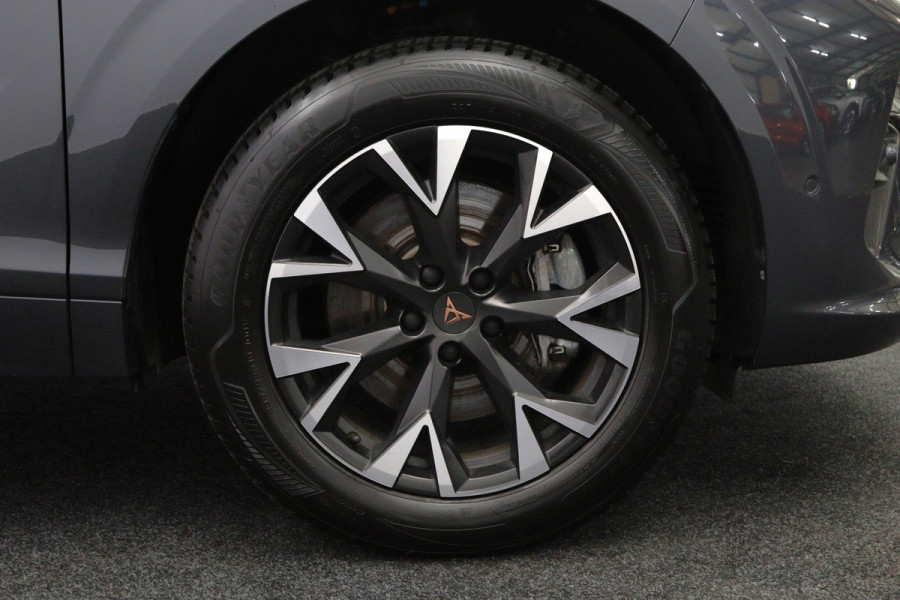 CUPRA Terramar 1.5 TSI e-Hybrid 204 PK Performance, 360 Camera, Head-Up, Matrix-LED, Adap. Cruise Control