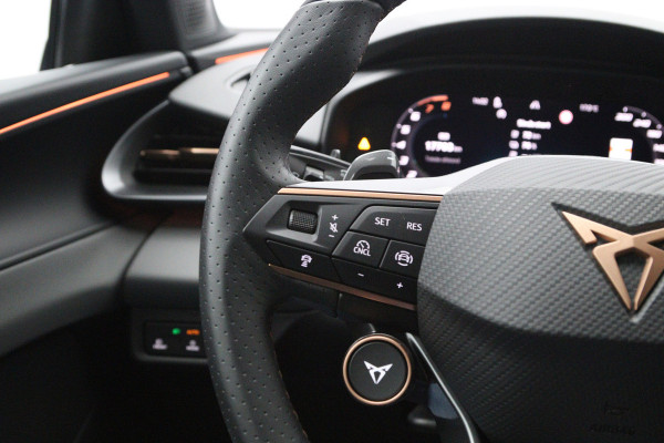 CUPRA Terramar 1.5 TSI e-Hybrid 204 PK Performance, 360 Camera, Head-Up, Matrix-LED, Adap. Cruise Control