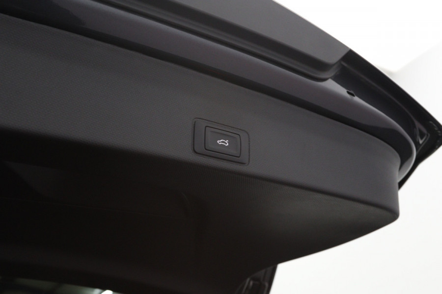 CUPRA Terramar 1.5 TSI e-Hybrid 204 PK Performance, 360 Camera, Head-Up, Matrix-LED, Adap. Cruise Control