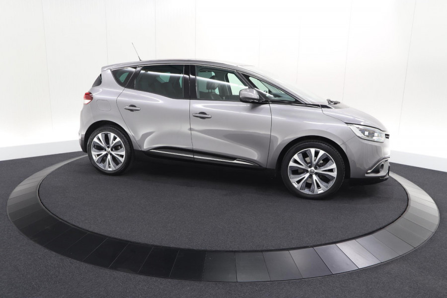 Renault Scénic TCe 130 Intens | Trekhaak | Panoramadak | Camera | Apple Carplay | Dodehoekdetectie
