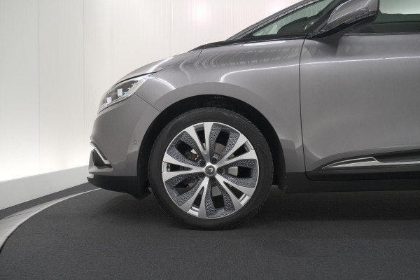 Renault Scénic TCe 130 Intens | Trekhaak | Panoramadak | Camera | Apple Carplay | Dodehoekdetectie