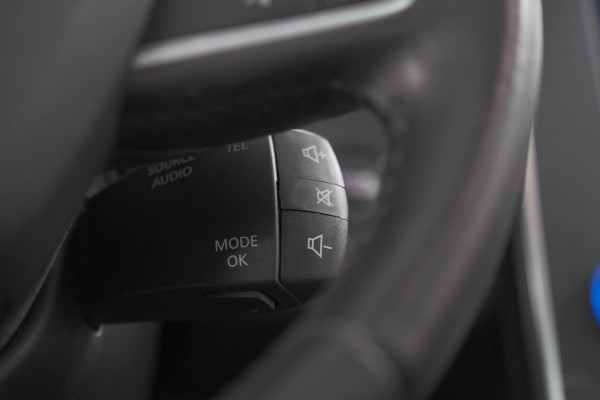 Renault Scénic TCe 130 Intens | Trekhaak | Panoramadak | Camera | Apple Carplay | Dodehoekdetectie