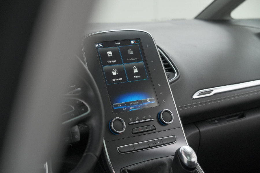 Renault Scénic TCe 130 Intens | Trekhaak | Panoramadak | Camera | Apple Carplay | Dodehoekdetectie