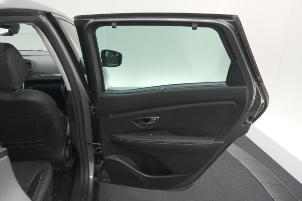 Renault Scénic TCe 130 Intens | Trekhaak | Panoramadak | Camera | Apple Carplay | Dodehoekdetectie