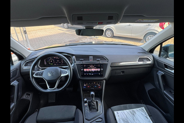 Volkswagen Tiguan 1.4 TSI eHybrid Elegance 180 kw / 245 Pk IQ LIGHT / TREKHAAK / ELEKT KLEP / ERGO COMFORT MASS STOEL / CAM / NAVI