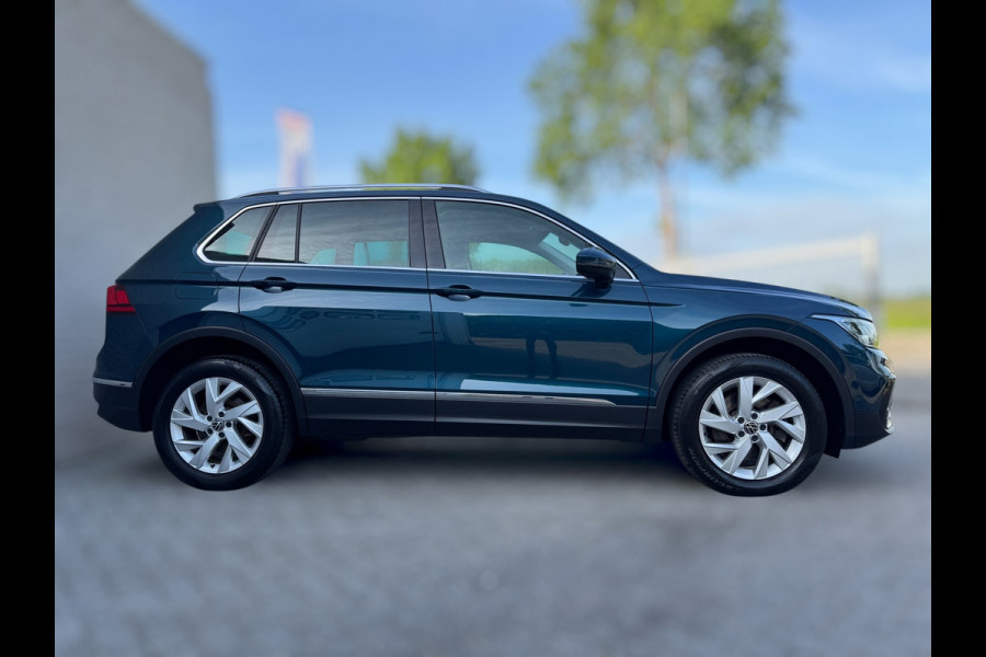 Volkswagen Tiguan 1.4 TSI eHybrid Elegance 180 kw / 245 Pk IQ LIGHT / TREKHAAK / ELEKT KLEP / ERGO COMFORT MASS STOEL / CAM / NAVI
