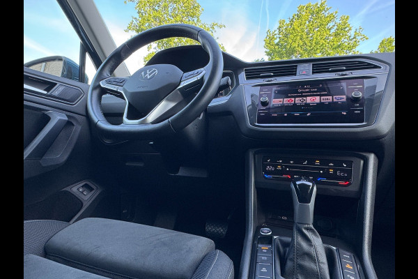 Volkswagen Tiguan 1.4 TSI eHybrid Elegance 180 kw / 245 Pk IQ LIGHT / TREKHAAK / ELEKT KLEP / ERGO COMFORT MASS STOEL / CAM / NAVI