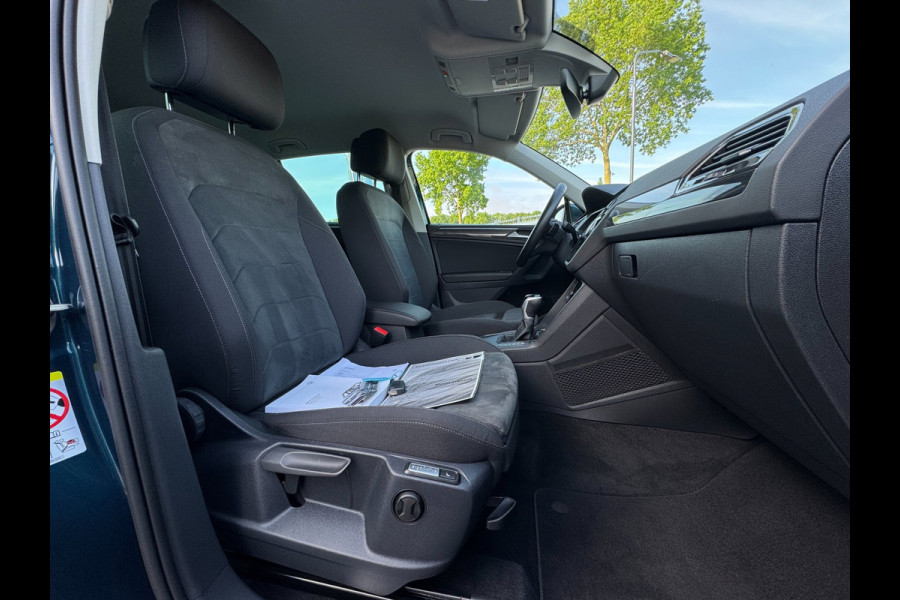 Volkswagen Tiguan 1.4 TSI eHybrid Elegance 180 kw / 245 Pk IQ LIGHT / TREKHAAK / ELEKT KLEP / ERGO COMFORT MASS STOEL / CAM / NAVI
