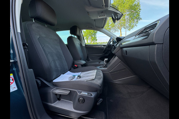 Volkswagen Tiguan 1.4 TSI eHybrid Elegance 180 kw / 245 Pk IQ LIGHT / TREKHAAK / ELEKT KLEP / ERGO COMFORT MASS STOEL / CAM / NAVI