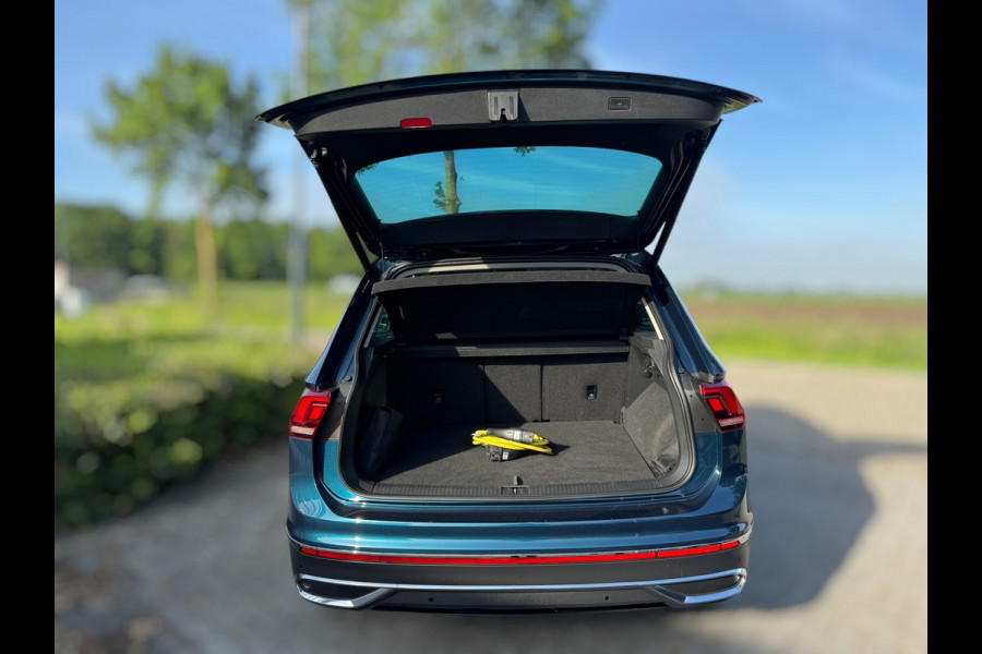 Volkswagen Tiguan 1.4 TSI eHybrid Elegance 180 kw / 245 Pk IQ LIGHT / TREKHAAK / ELEKT KLEP / ERGO COMFORT MASS STOEL / CAM / NAVI