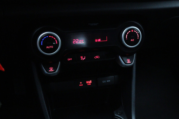 Kia Picanto 1.0 CVVT 67 PK DynamicPlusLine, Leder, Cruise Control, Camera, Navigatie, Bluetooth