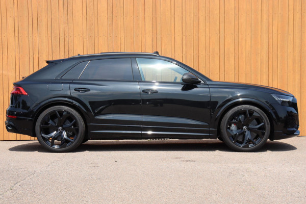 Audi RS Q8 4.0 TFSI quattro Dynamic+ B&O adv. dubbel glas trekhaak standkachel massage-stoelen schuifdak enz.