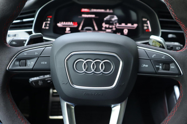 Audi RS Q8 4.0 TFSI quattro Dynamic+ B&O adv. dubbel glas trekhaak standkachel massage-stoelen schuifdak enz.