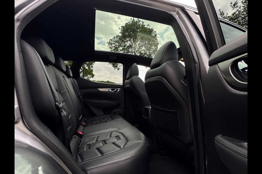 Nissan QASHQAI 1.2 Tekna+ 360 CAMERA / STOELVERW. / PANO / NAVI / PDC / TREKHAAK / LEDER / CRUISE / ECC / ELEKTR INKL SPIEG