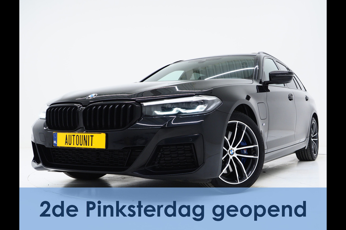 BMW 5 Serie Touring 530e M Sport Shadow Line | Panoramadak | Trekhaak | Keyless | Sportstuur | Sfeerlicht | Camera | LED | Carplay