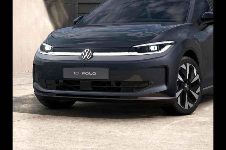 Volkswagen ID. Polo Style First Edition 52 kWh accu, 155 kW / 211 PK H Panoramadak | Trekhaak | Massage | Memory
