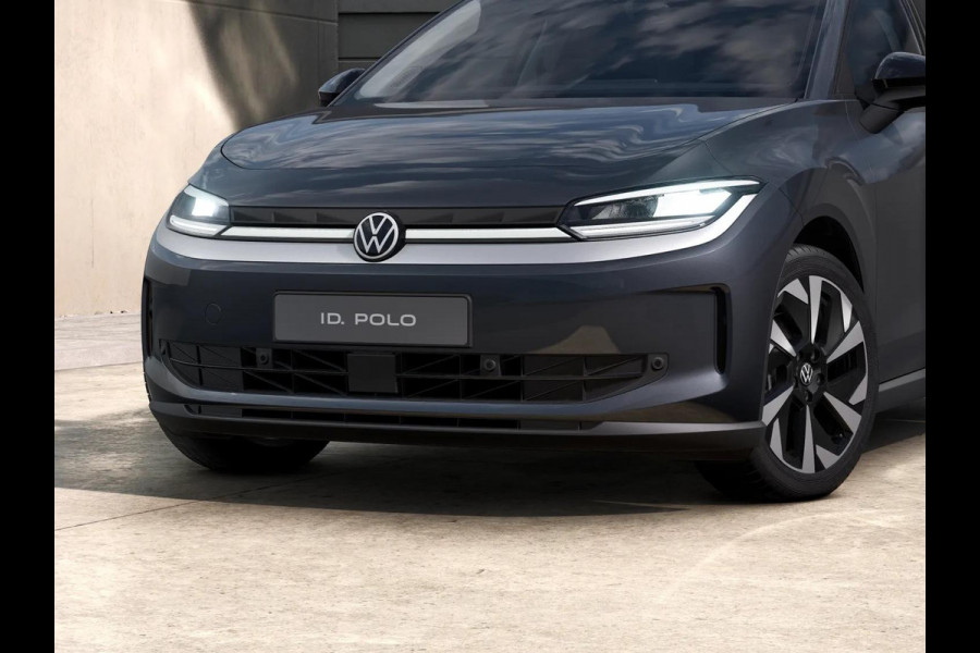 Volkswagen ID. Polo Life First Edition 52 kWh accu, 155 kW / 211 PK Ha Achteruitrijcamera | Carplay | Stoelverwarming