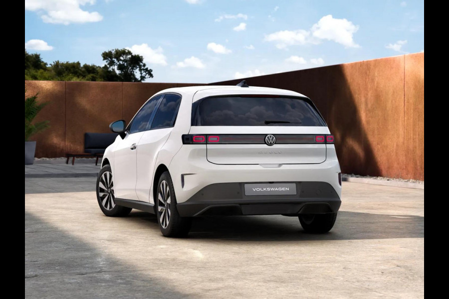 Volkswagen ID. Polo Life First Edition 52 kWh accu, 155 kW / 211 PK Ha Achteruitrijcamera | Carplay | Stoelverwarming