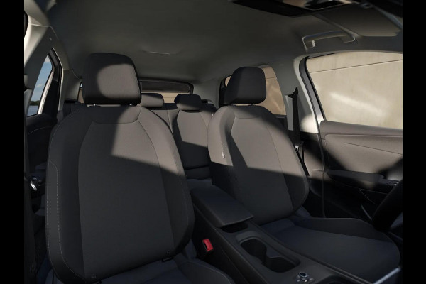 Volkswagen ID. Polo Life First Edition 52 kWh accu, 155 kW / 211 PK Ha Achteruitrijcamera | Carplay | Stoelverwarming
