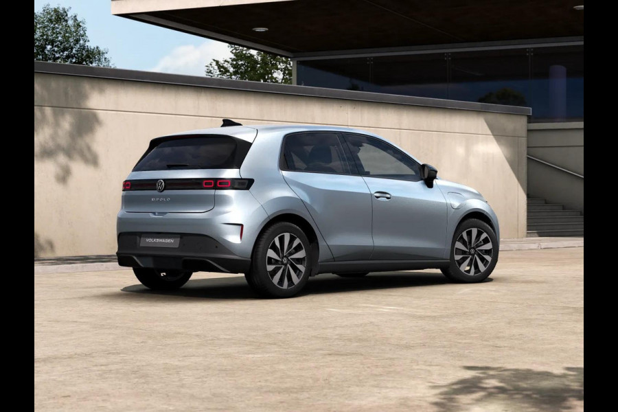 Volkswagen ID. Polo Life First Edition 52 kWh accu, 155 kW / 211 PK Ha Achteruitrijcamera | Carplay | Stoelverwarming