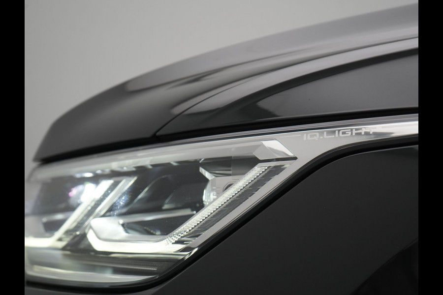 Volkswagen Tiguan 1.4 TSI eHybrid Elegance PHEV 245pk | Adaptive Cruise | Camera | Sfeerverlichting | Stoelen & Stuur Verwarmd | Apple Carplay | Navigatie | DAB | Virtual | Plug In Hybrid |