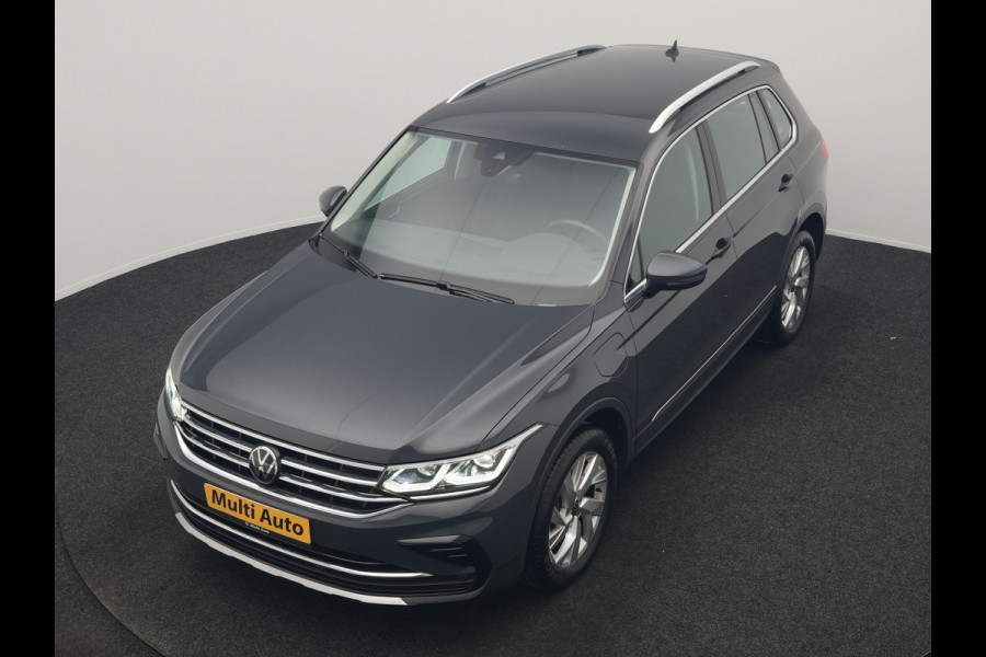 Volkswagen Tiguan 1.4 TSI eHybrid Elegance PHEV 245pk | Adaptive Cruise | Camera | Sfeerverlichting | Stoelen & Stuur Verwarmd | Apple Carplay | Navigatie | DAB | Virtual | Plug In Hybrid |