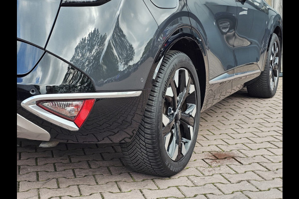 Kia Sportage 1.6 T-GDi Plug-in Hybrid AWD Spirit | Pano | LED | Trekhaak | Stoel & stuurverwarming | Keyless | Elek. achterklep | Elek. stoelen | ACC | All- seasons | Black pack |