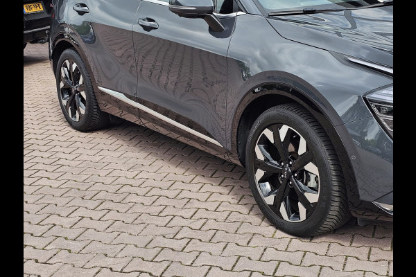 Kia Sportage 1.6 T-GDi Plug-in Hybrid AWD Spirit | Pano | LED | Trekhaak | Stoel & stuurverwarming | Keyless | Elek. achterklep | Elek. stoelen | ACC | All- seasons | Black pack |
