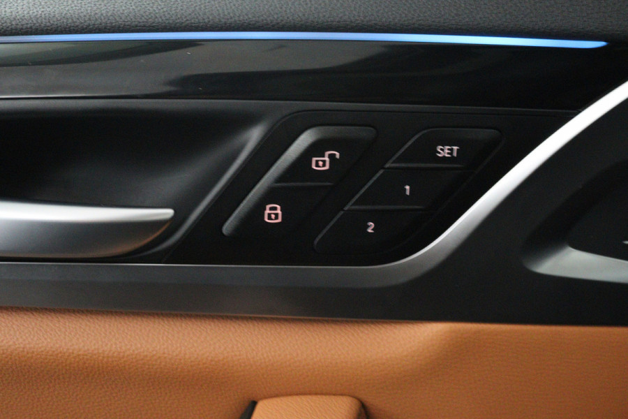 BMW iX3 High Executive 80 kWh (PANORAMADAK, 360 CAMERA, SFEERVERLICHTING, ADAPTIVE CRUISE, TREKHAAK WEGKLAPBAAR, AUTOPILOT)