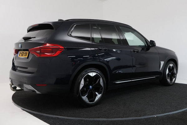 BMW iX3 High Executive 80 kWh (PANORAMADAK, 360 CAMERA, SFEERVERLICHTING, ADAPTIVE CRUISE, TREKHAAK WEGKLAPBAAR, AUTOPILOT)