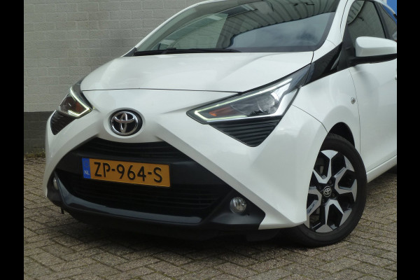 Toyota Aygo 1.0 VVT-i x-cite|Camera|Apple-Carplay/Android-Auto|Climate-Control|LM-Velgen|Cruise-Control|Dealer-onderhouden