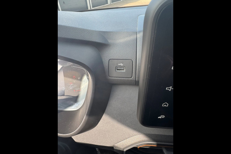 Dacia Jogger 1.6 Hybrid 140 Extreme 7P / Navi / Camera / Trekhaak