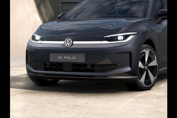 Volkswagen ID. Polo Style First Edition 52 kWh accu, 155 kW / 211 PK H Panoramadak | Trekhaak | Massage | Memory