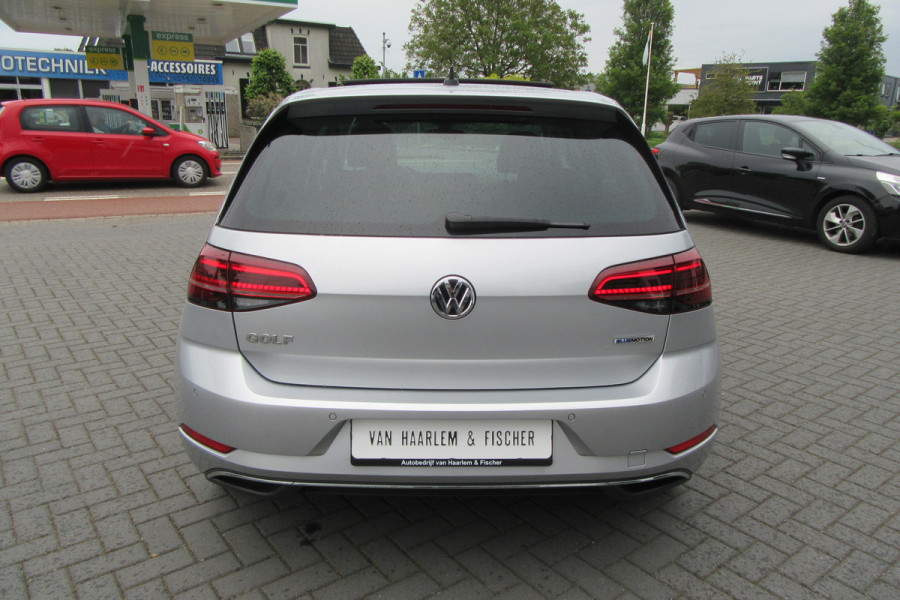 Volkswagen Golf 1.5 TSI Automaat Comfortline, Navi, Panoramadak, Ad, CC