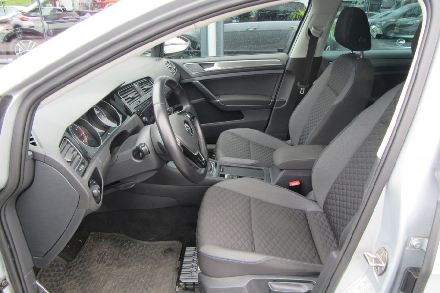 Volkswagen Golf 1.5 TSI Automaat Comfortline, Navi, Panoramadak, Ad, CC