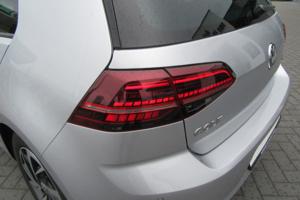 Volkswagen Golf 1.5 TSI Automaat Comfortline, Navi, Panoramadak, Ad, CC