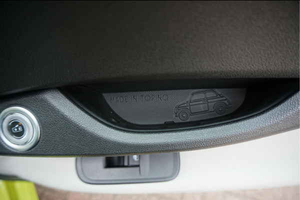 Fiat 500 e La Prima | Ultra Luxe | Leer | Panorama | Adaptive cruise + Lane | Apple Carplay | 17inck Sportvelgen | Full LED | Acid Yellow