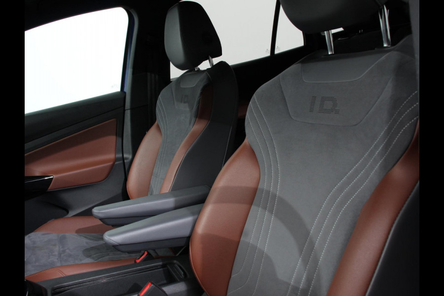Volkswagen ID.4 Business 77 kWh SOH 83% Leder Navigatie 19" Lichtmetalen Velgen Apple Carplay/Android Auto Climate Control Warmtepomp Stoelverwarming Led Parkeer sensoren