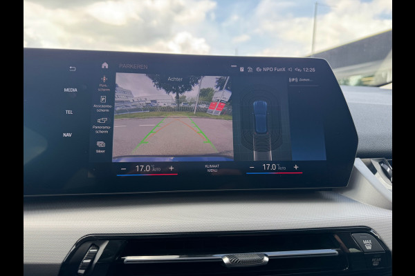 BMW 220i Active Tourer Automaat Led Camera Leder Navigatie