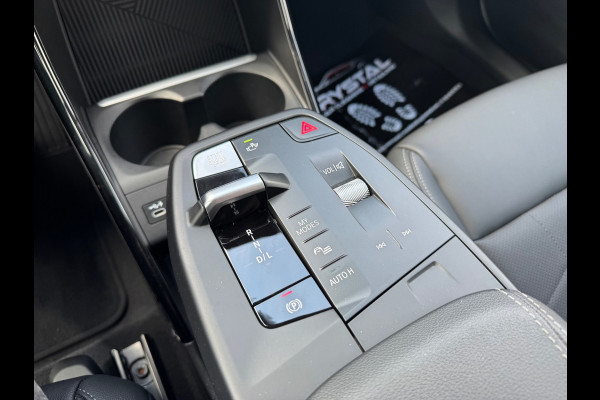 BMW 220i Active Tourer Automaat Led Camera Leder Navigatie