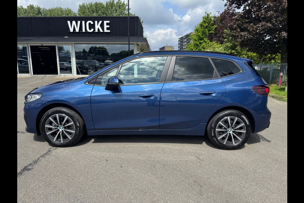 BMW 220i Active Tourer Automaat Led Camera Leder Navigatie