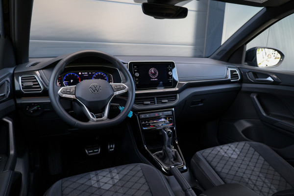 Volkswagen T-Cross 1.0 TSI R-Line | BTW | ACC | BLACK STYLE | LED | ACHTERUITRIJCAMERA | CLIMA | CARPLAY |