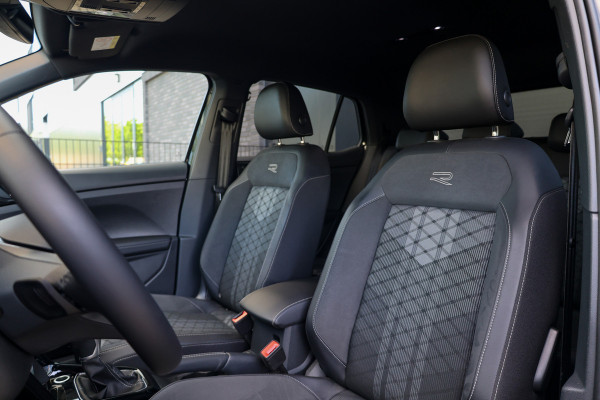 Volkswagen T-Cross 1.0 TSI R-Line | BTW | ACC | BLACK STYLE | LED | ACHTERUITRIJCAMERA | CLIMA | CARPLAY |