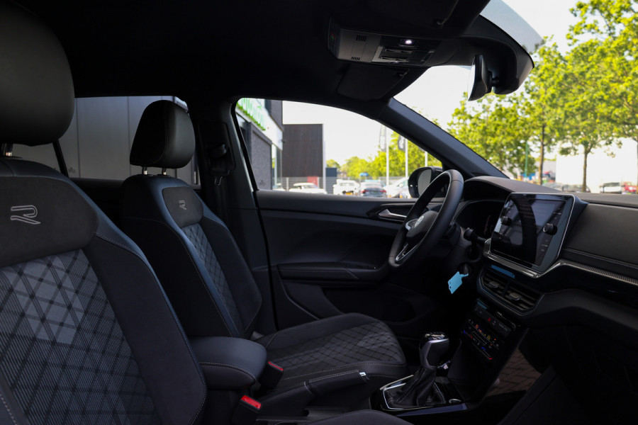 Volkswagen T-Cross 1.0 TSI R-Line | BTW | ACC | BLACK STYLE | LED | ACHTERUITRIJCAMERA | CLIMA | CARPLAY |