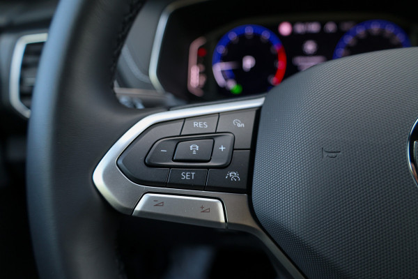Volkswagen T-Cross 1.0 TSI R-Line | BTW | ACC | BLACK STYLE | LED | ACHTERUITRIJCAMERA | CLIMA | CARPLAY |