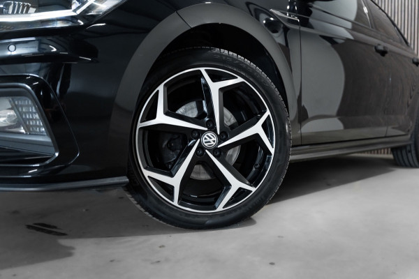 Volkswagen Polo 1.5 TSI R-Line Pano Camera Cruise Led Virtual