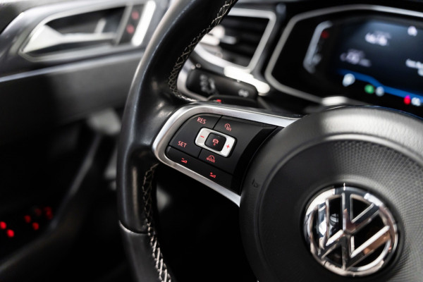 Volkswagen Polo 1.5 TSI R-Line Pano Camera Cruise Led Virtual