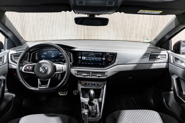 Volkswagen Polo 1.5 TSI R-Line Pano Camera Cruise Led Virtual