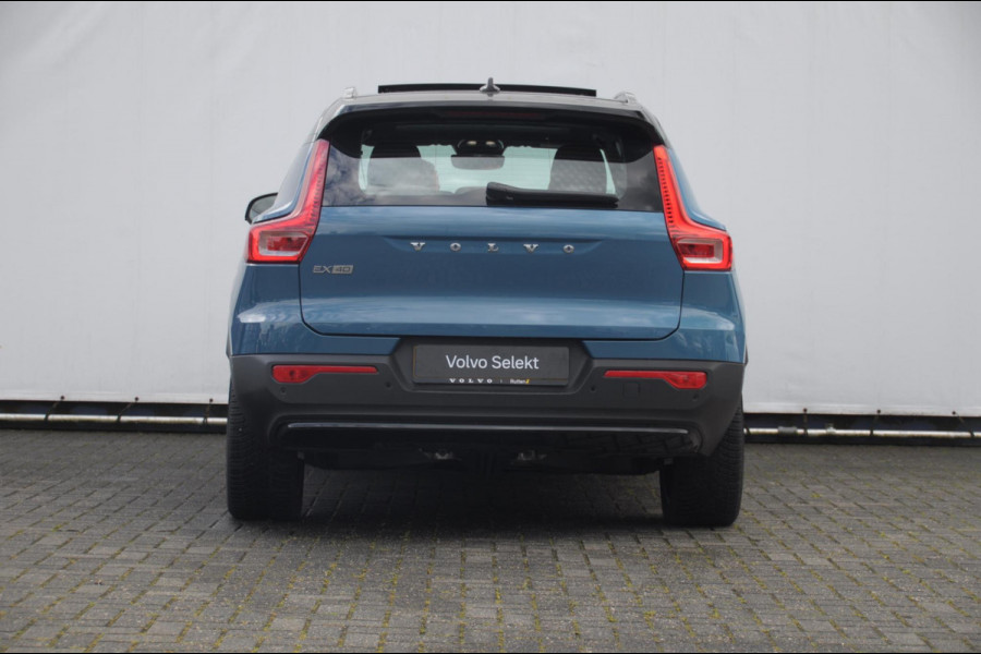 Volvo EX40 Single Ex. Range Ultra 82 kWh / Panorama schuif-kanteldak / 360 Camera / Harman Kardon / Trekhaak / Stuur- en stoelverwarming / Adaptive Cruise / Elektrische best.stoel met geheugen