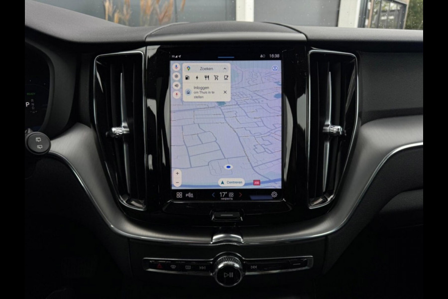 Volvo XC60 2.0 T6 Recharge AWD Inscription | PANO | Carplay